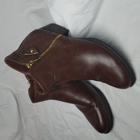 "Unisa" brown gold zip bootie - Picture 2 of 12